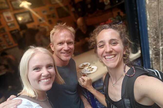 familly-friendly-traditions-food-tour-tailored-tapas-games