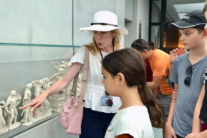 family-acropolis-acropolis-museum-tour-inspiredby-percy-jackson