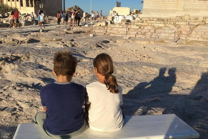 family-acropolis-acropolis-museum-tour-inspiredby-percy-jackson