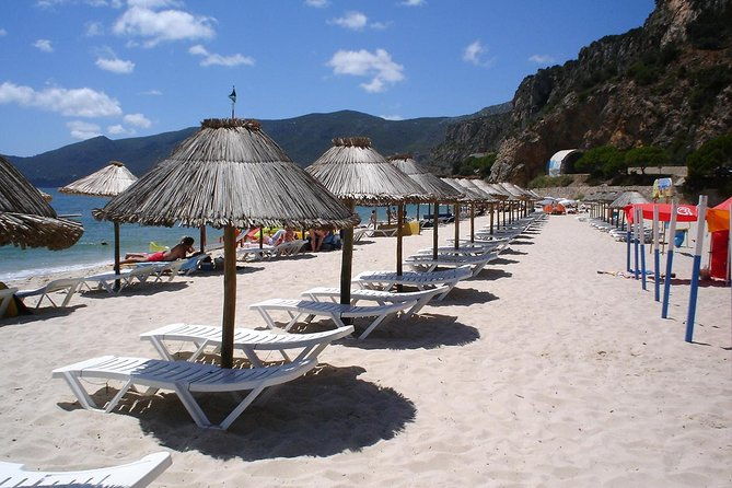 family-beach-day-in-region-of-lisbon-setubal