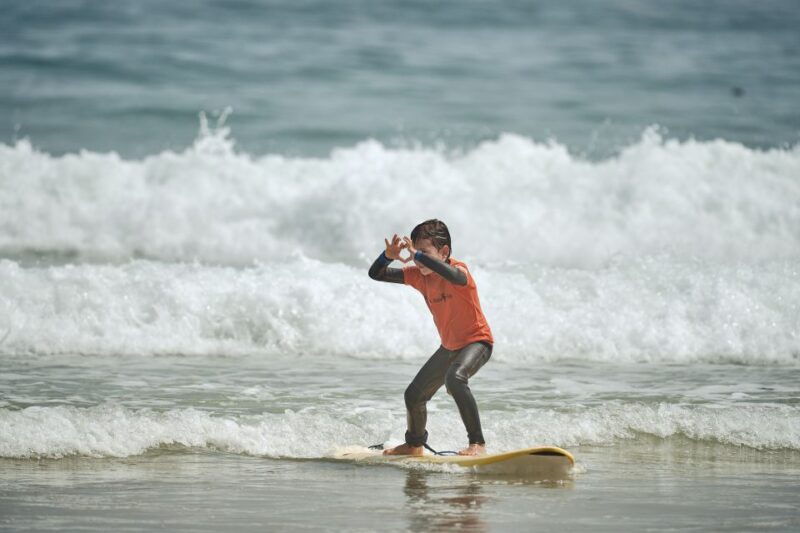 family-children-surf-lesson