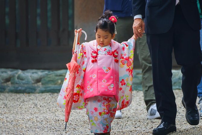 family-day-in-nagoya-with-a-local-private-personalized