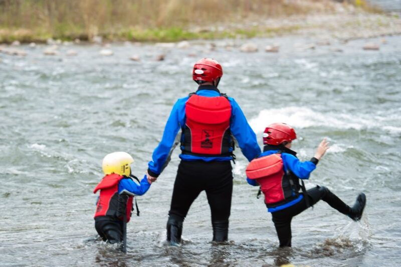 family-float-beginners-river-rafting-adventure