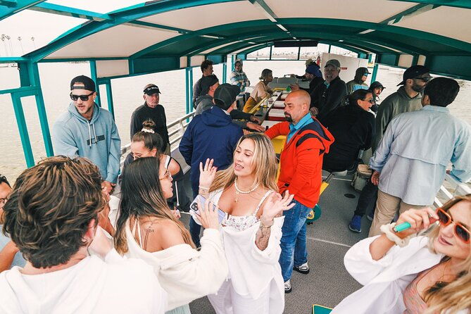 family-friendly-boat-cruise-and-swim