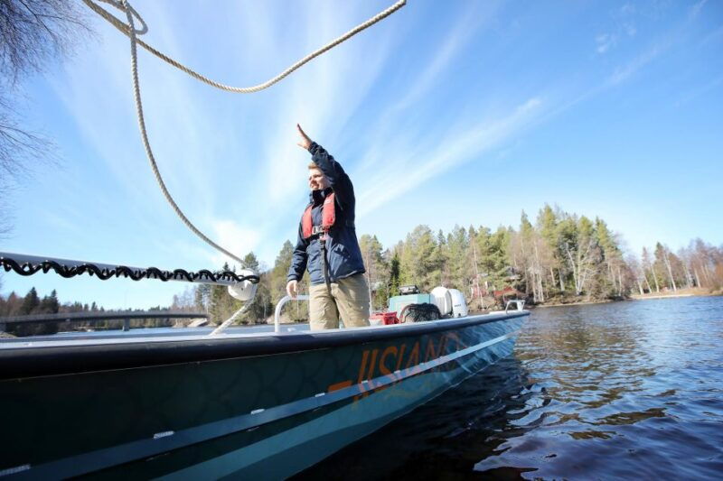 family-friendly-boat-fishing-trip-in-ii