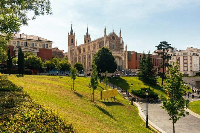 Family Friendly Madrid Private City Tour - Who Is This Tour Best For?