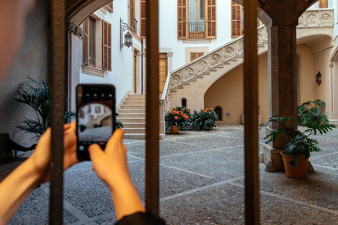 family-friendly-palma-de-mallorca-private-city-tour