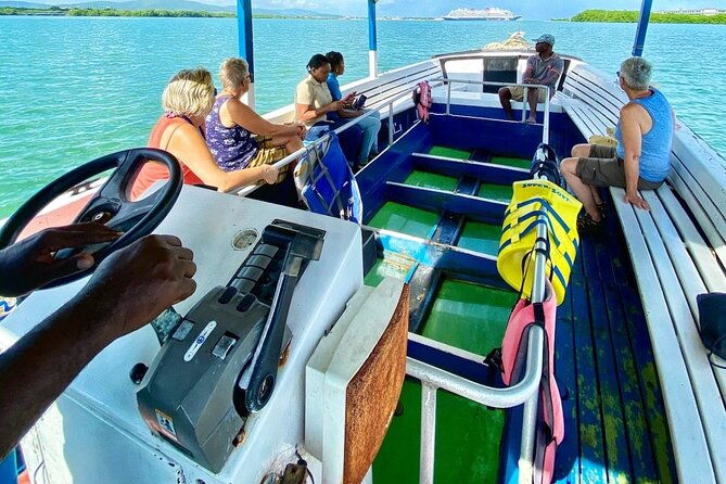 family-fun-speed-tubing-glass-bottom-boat-activity-montego-bay