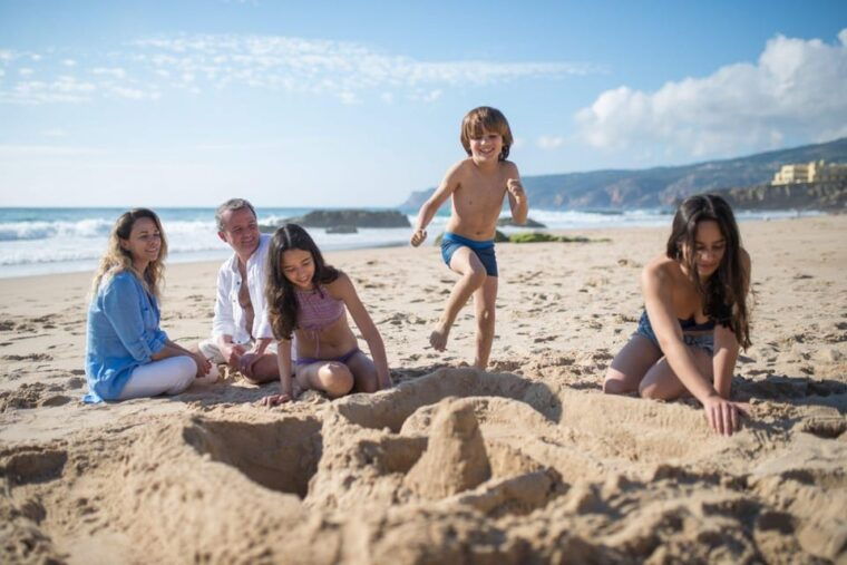 family-joy-in-fuerteventura-walking-tour