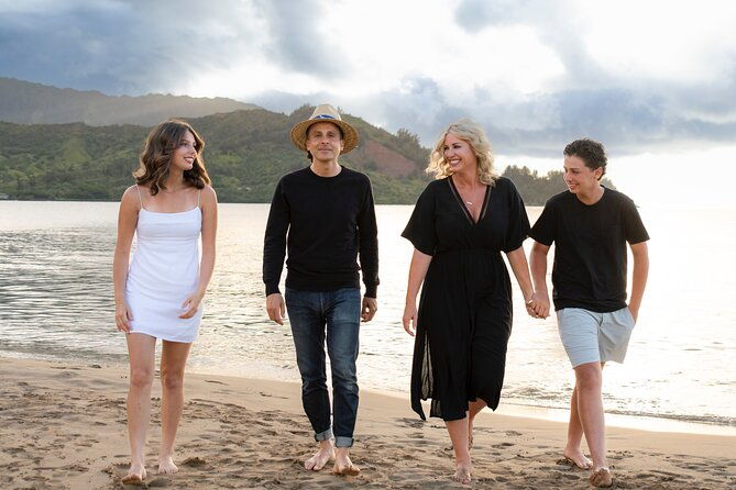family-photoshoot-on-kauai