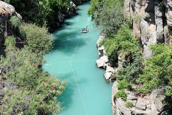 family-rafting-trip-at-koprulu-canyon-from-antalya-2