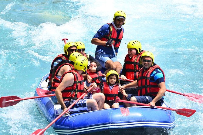 family-rafting-trip-at-koprulu-canyon-from-antalya-2