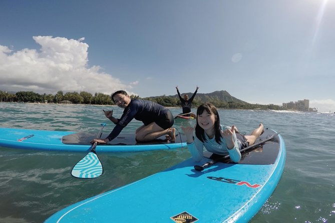 family-stand-up-paddle-lesson-with-waikiki-courtesy-shuttle