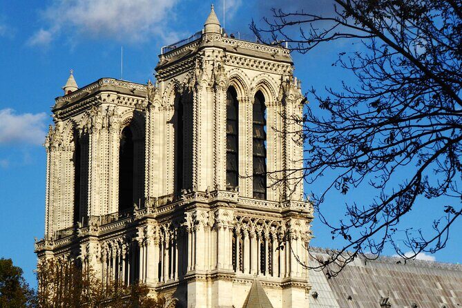 Family treasure hunt from the Panthéon to the Louvre - Who Is This Tour Best For?