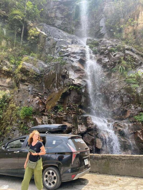 family-trip-4-days-3-nights-ha-giang-loop-private-car-tour