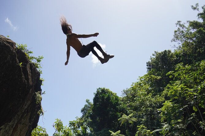 famous-natural-waterslide-in-el-yunque-rainforest