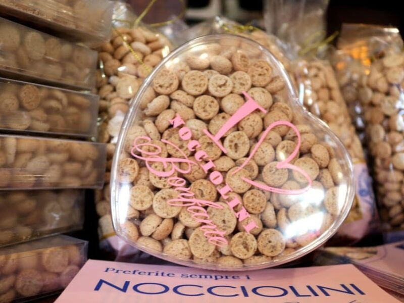 famous-patisserie-visit-and-tasting-near-turin