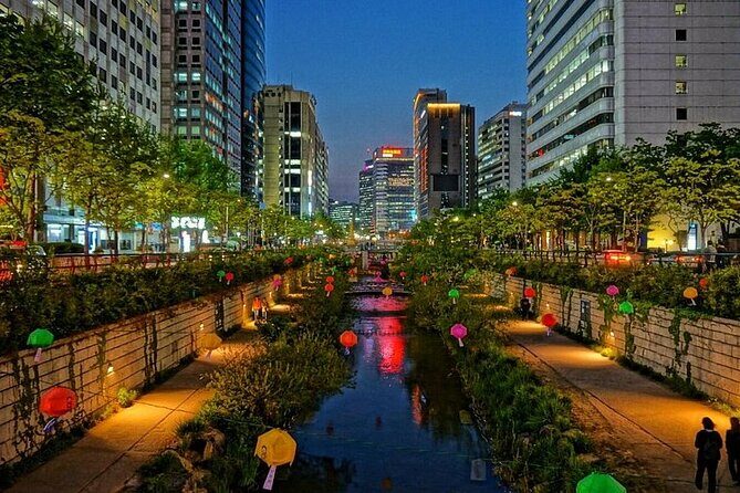 Fantastic Small Group Seoul Night Tour - First Stop: Cheonggyecheon Stream (1 Hour)