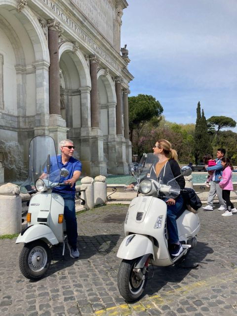 fantastic-vespa-tour-with-driver-in-rome