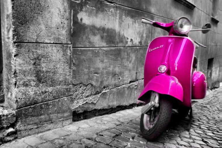 fantastic-vespa-tour-with-driver-in-rome