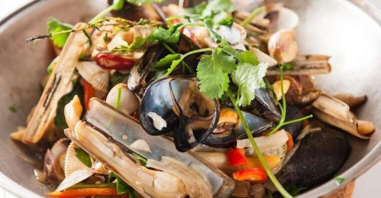 faro-learn-to-cook-a-cataplana-like-a-local