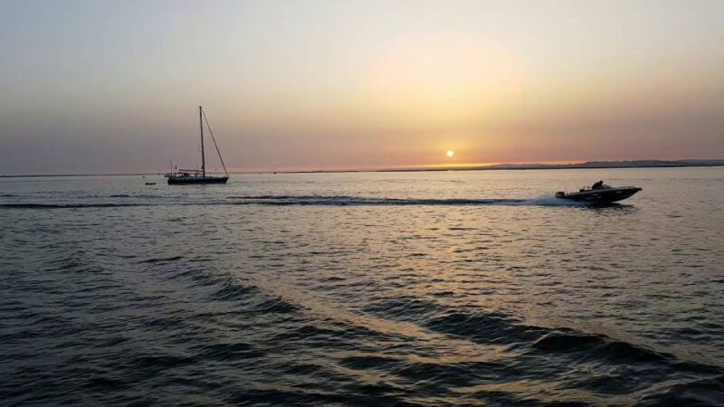 faro-ria-formosa-guided-sunset-tour-by-catamaran