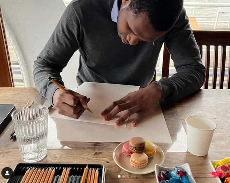 Fashion Design Workshop & Brunch on a Seine River Boat Paris - FAQ