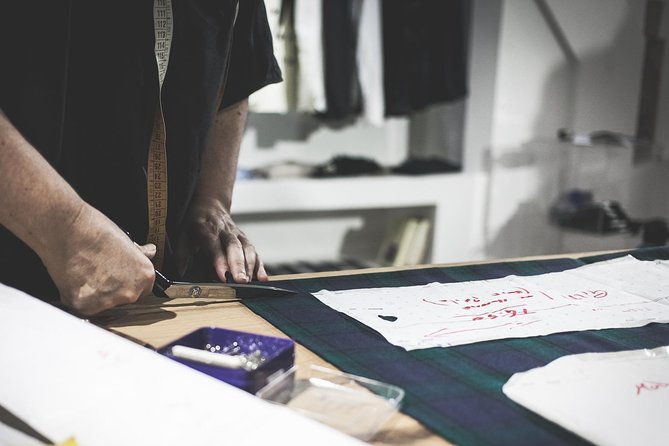 fashion-workshop-in-atelier-and-fashion-district-tour