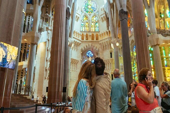 fast-track-sagrada-familia-guided-tour-2