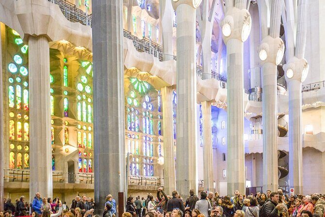 Fast Track Sagrada Familia Guided Tour - Practical Tips for Your Visit