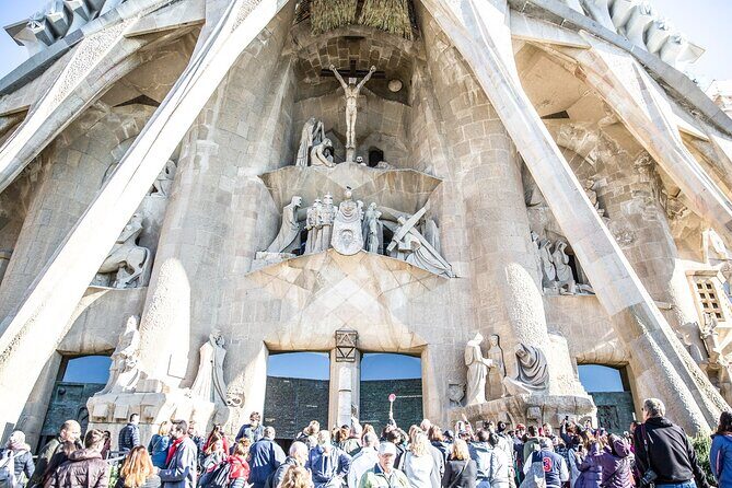 Fast Track Sagrada Familia Guided Tour - The Bottom Line