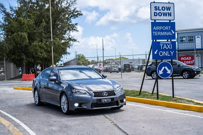 fast-track-service-expedited-arrival-with-one-way-airport-transfer