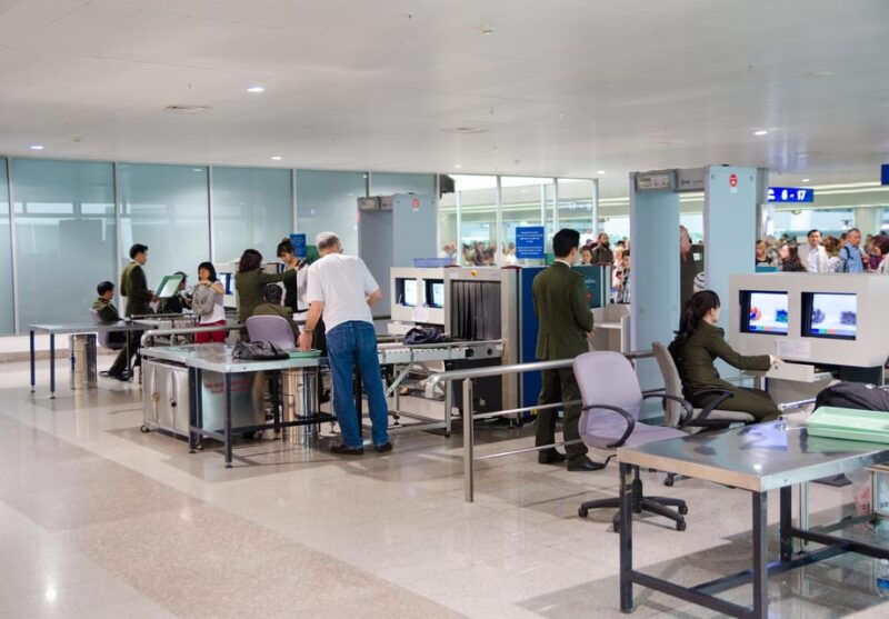 fast-track-services-noi-bai-airport-hanoi-no-waiting