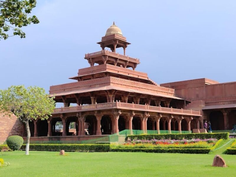 Fatehpur Sikri Private Day Trip with Transfers - FAQs