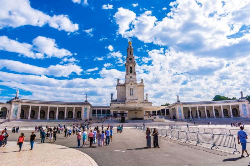 fatima-and-coimbra-private-tour