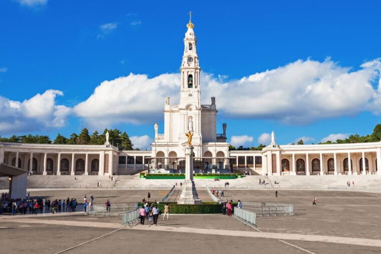 fatima-and-coimbra-private-tour