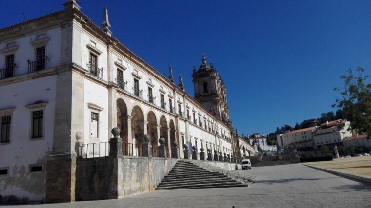fatima-batalha-alcobaca-nazare-and-obidos-private-tour