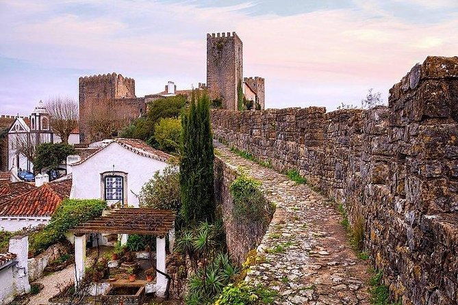 fatima-batalha-nazare-and-obidos-full-day-tour-from-lisbon