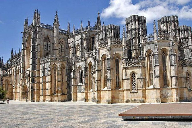 fatima-batalha-nazare-and-obidos-private-full-day-tour