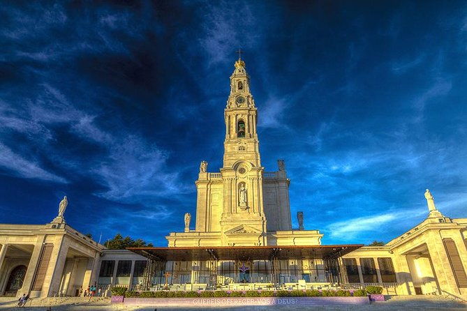 fatima-batalha-nazare-obidos-small-group-tour-from-lisbon