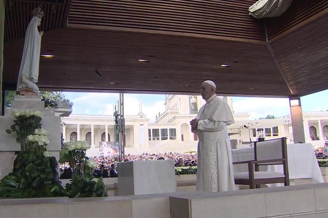 fatima-day-tour-from-algarve