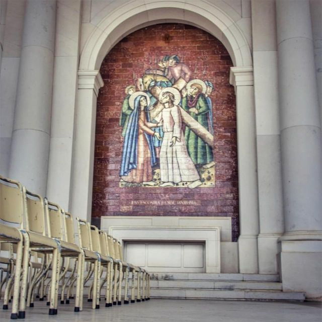 fatima-day-trip-from-lisbon-small-groups