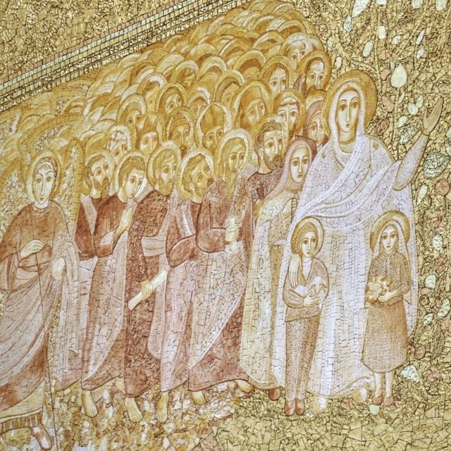 fatima-day-trip-from-lisbon-small-groups