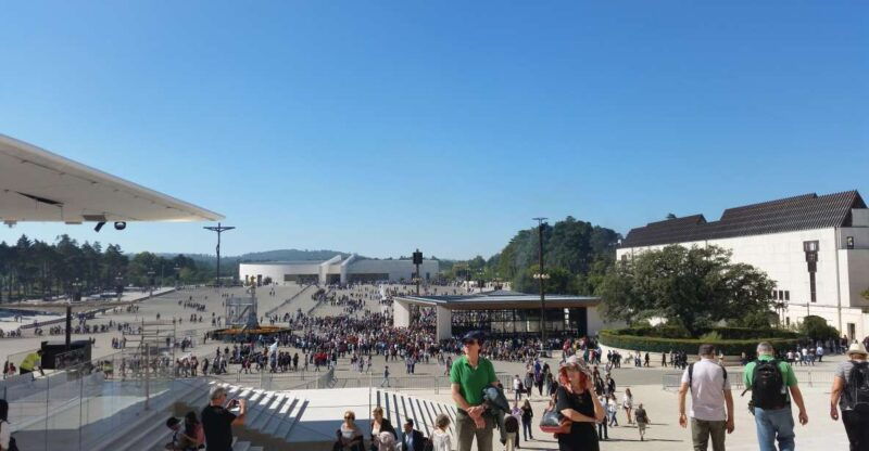 fatima-full-day-private-tour-from-porto