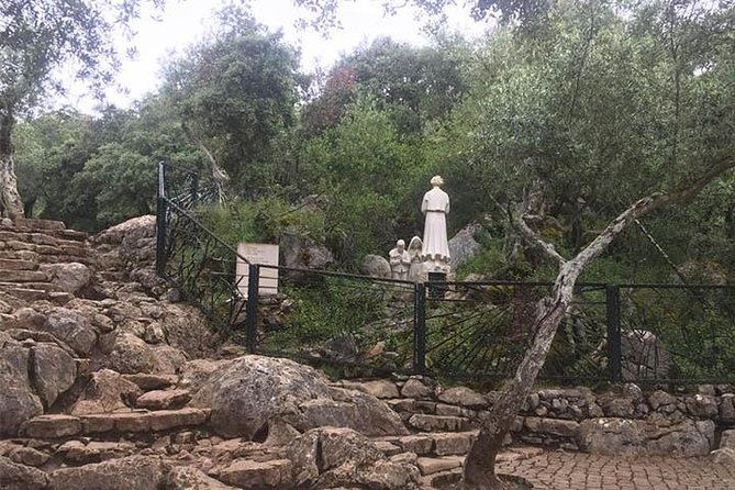 fatima-message-private-tour-with-candle-procession-from-lisbon