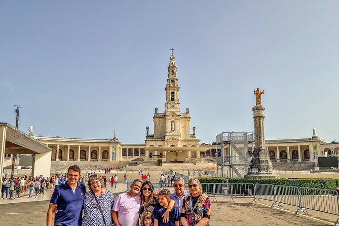 fatima-nazare-and-obidos-full-day-private-tour-from-lisbon