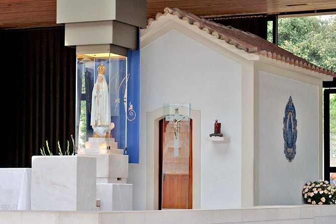 fatima-obidos-and-nazare-private-tour-from-lisbon