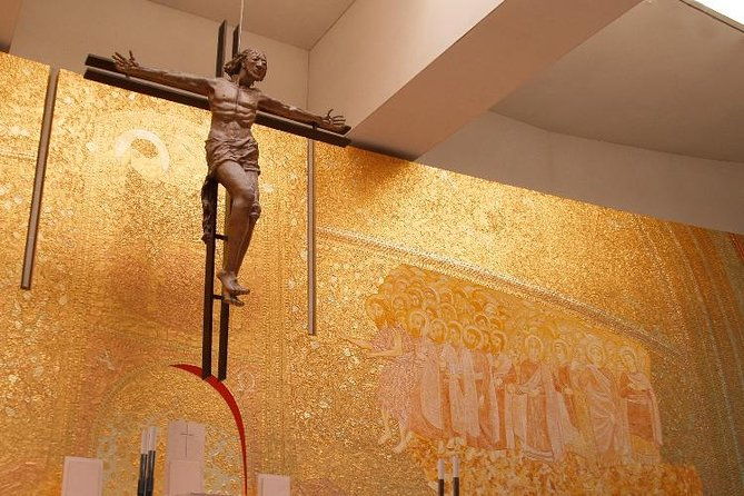 fatima-private-tour-from-porto-in-mercedes-car-1-to-4-people