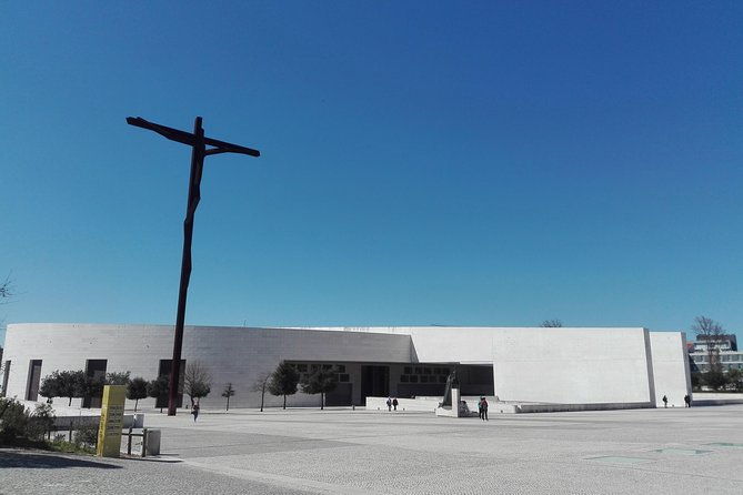 fatima-sanctuary-and-pastorinhos-village-half-day-from-coimbra