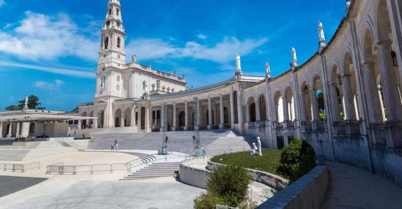 fatima-spiritual-full-day-private-tour-from-lisbon-2